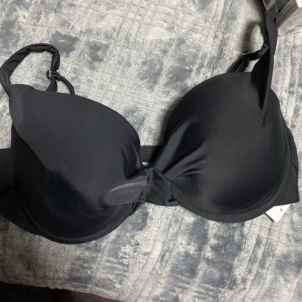 Black push-up swim top